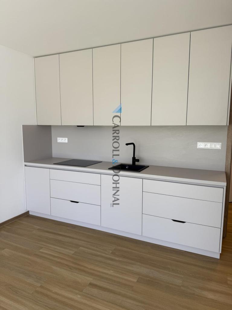 Pronájem bytu 1+kk 34 m2