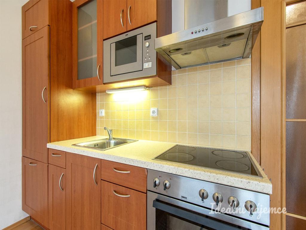 Pronájem bytu 1+kk 38 m2