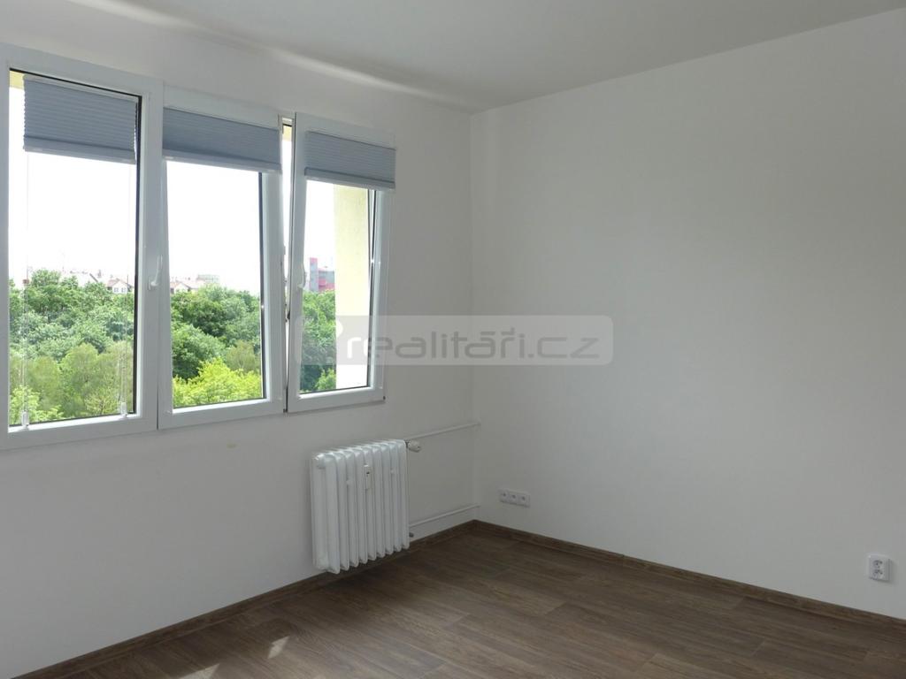 Pronájem bytu 1+1 35 m2