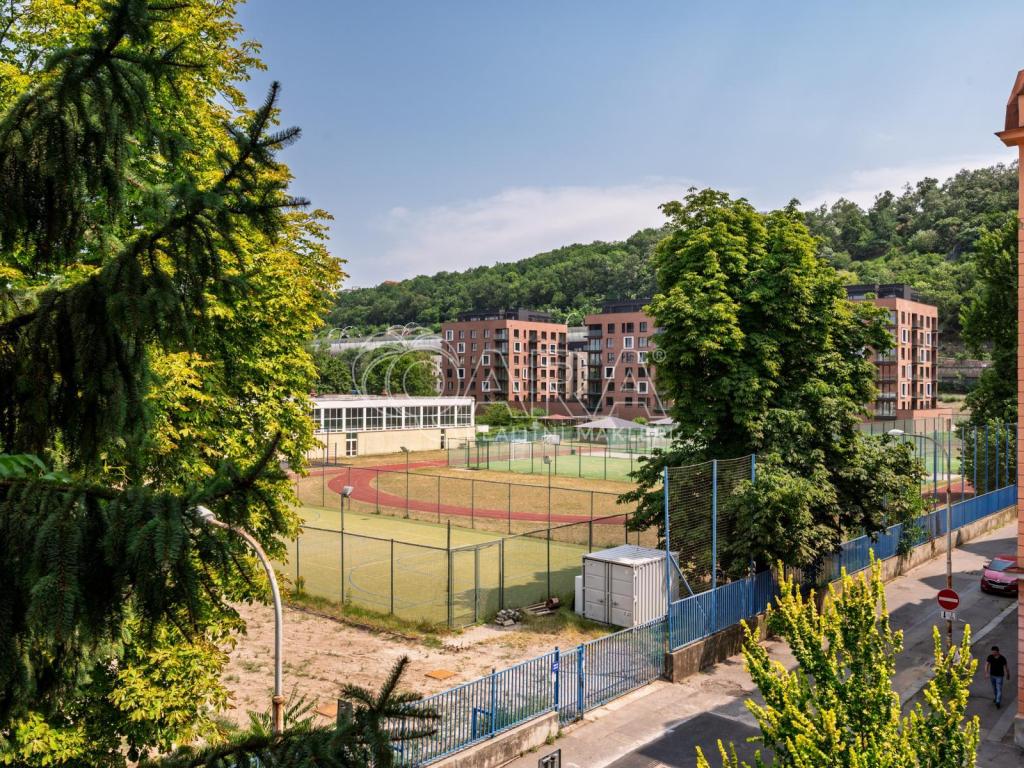 Prodej bytu 1+1 53 m2, Praha – náhled fotky 20