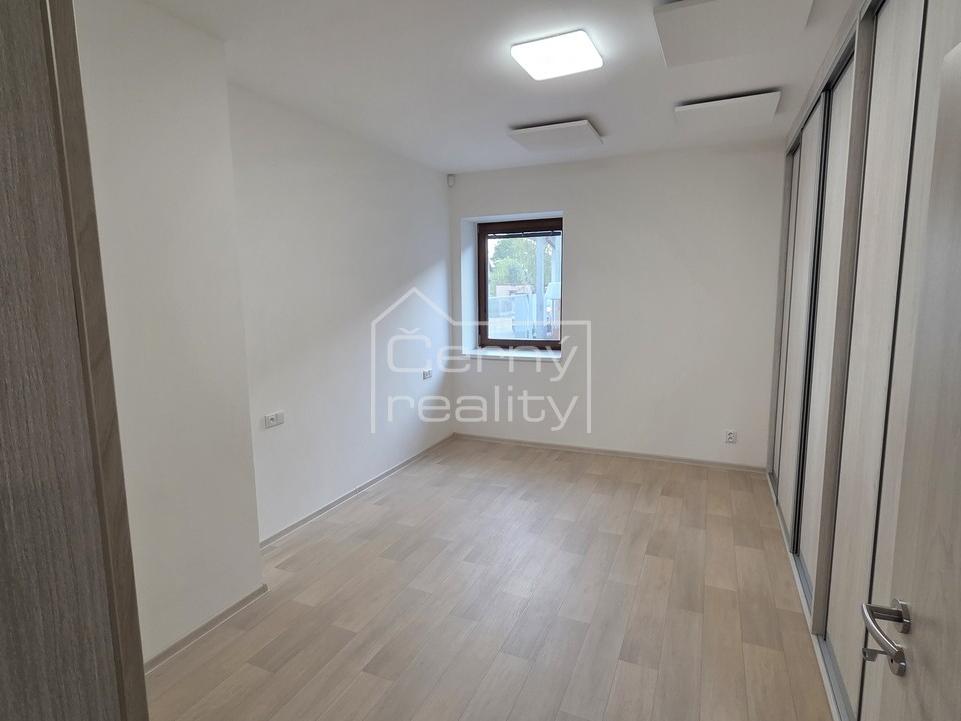 Pronájem bytu 3+kk 76 m2