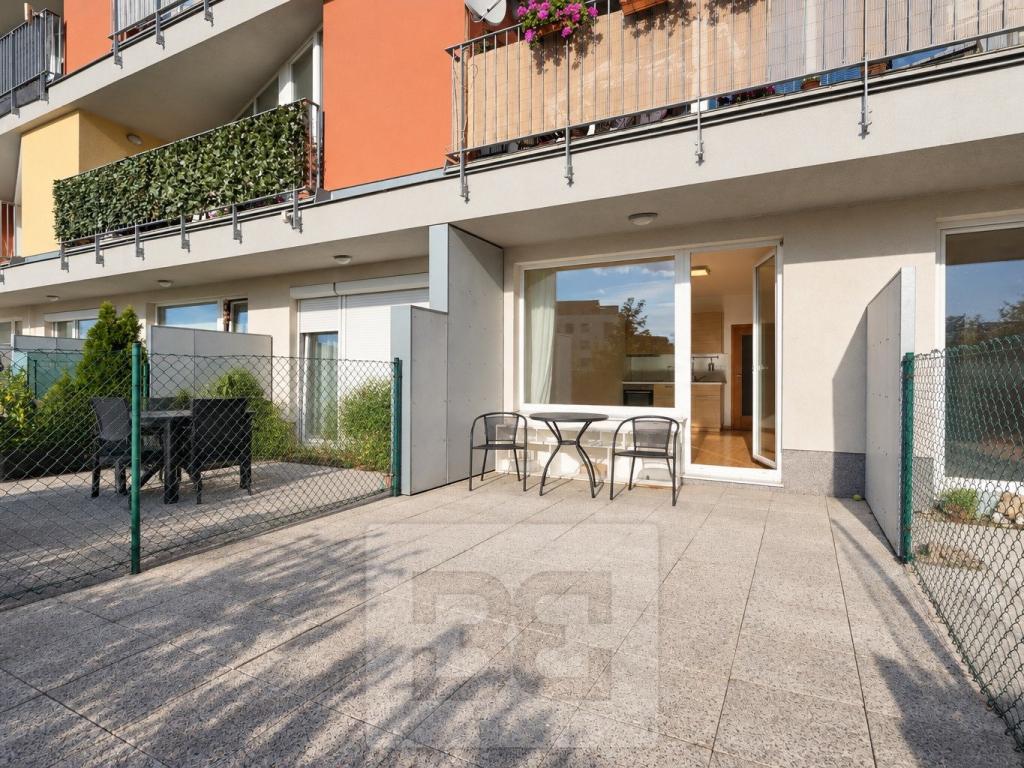 Prodej bytu 1+kk 31 m2, Praha – náhled fotky 6