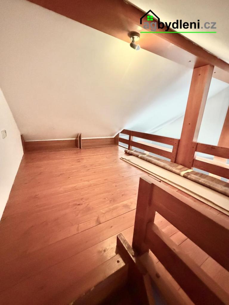 Pronájem bytu atypický 79 m2