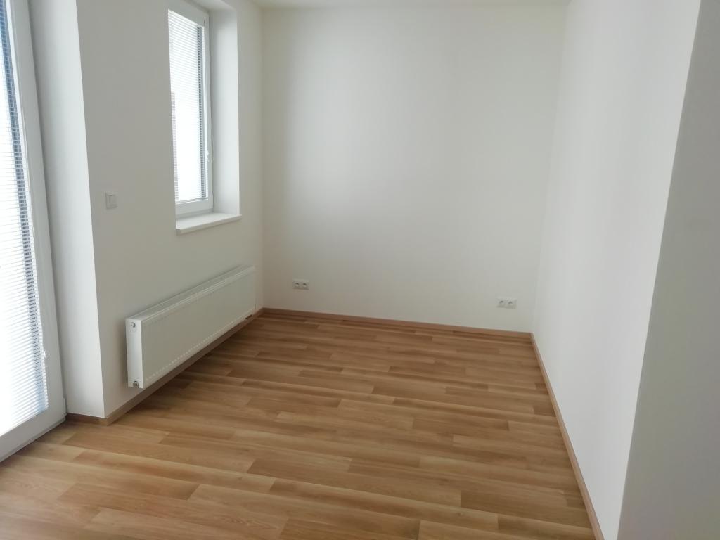 Pronajem bytu 1+kk 33 m2