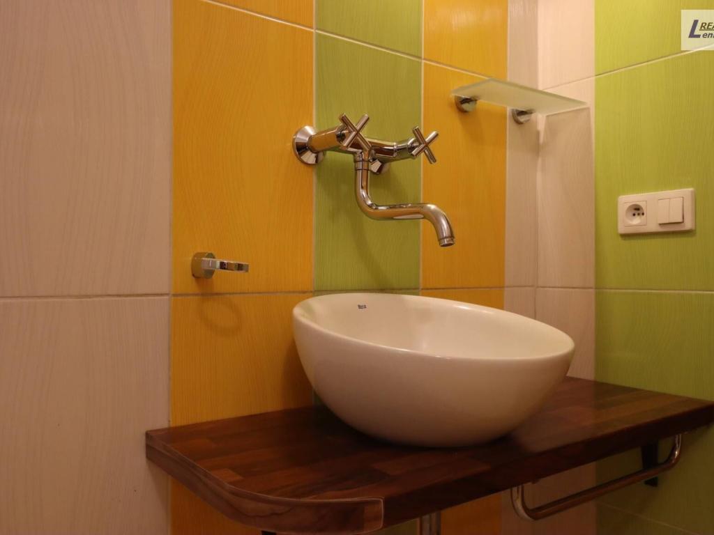 Pronájem domu 73 m2, Obecnice – náhled fotky 26