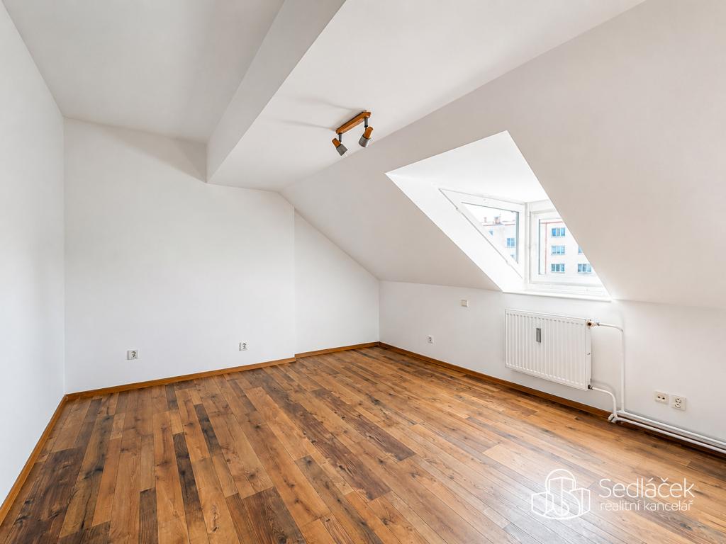 Pronájem bytu 2+1 64 m2
