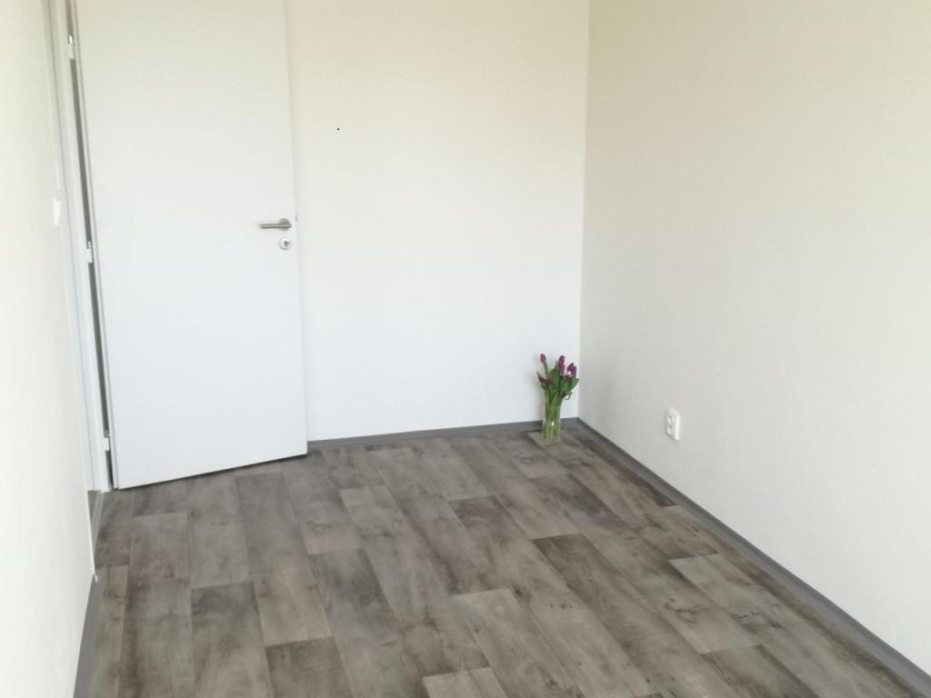 Pronájem bytu 2+1 44 m² – pohled 6