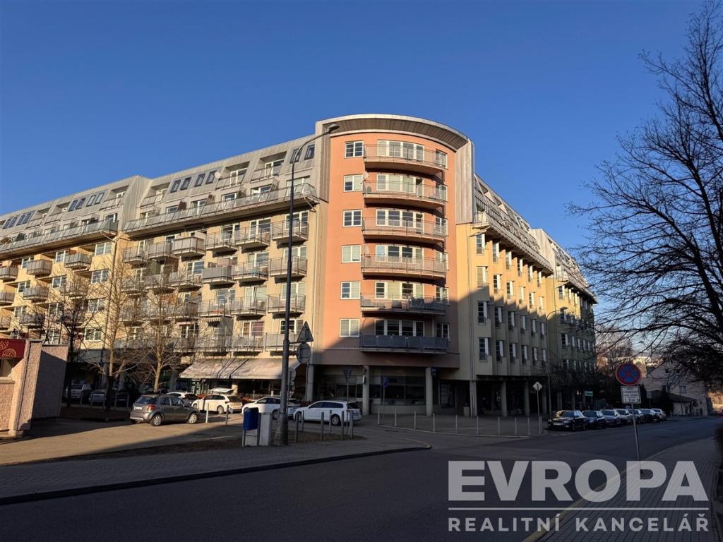 Pronájem bytu 1+kk 35 m2