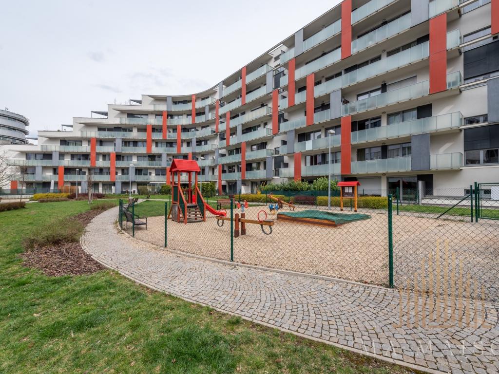 Pronájem bytu 1+kk 43 m2