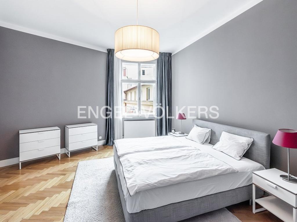 Pronájem bytu 3+1 120 m2, Praha – náhled fotky 9