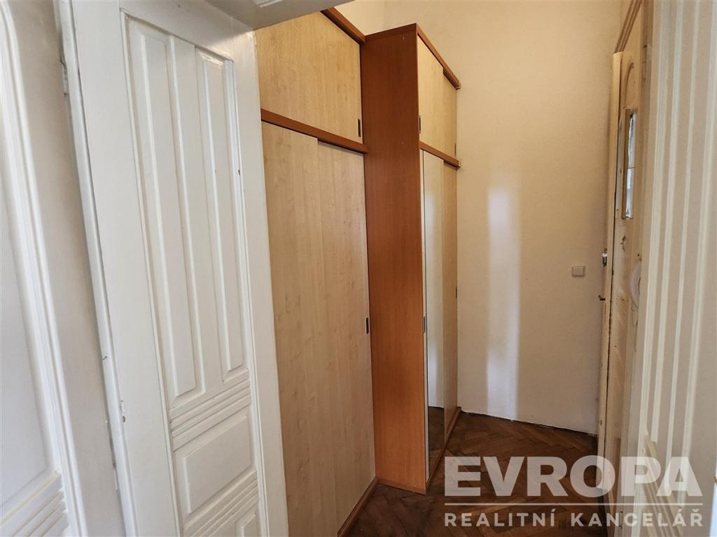 Pronájem bytu 1+kk 30 m2
