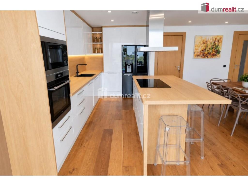Prodej domu 280 m2, Praha – náhled fotky 19