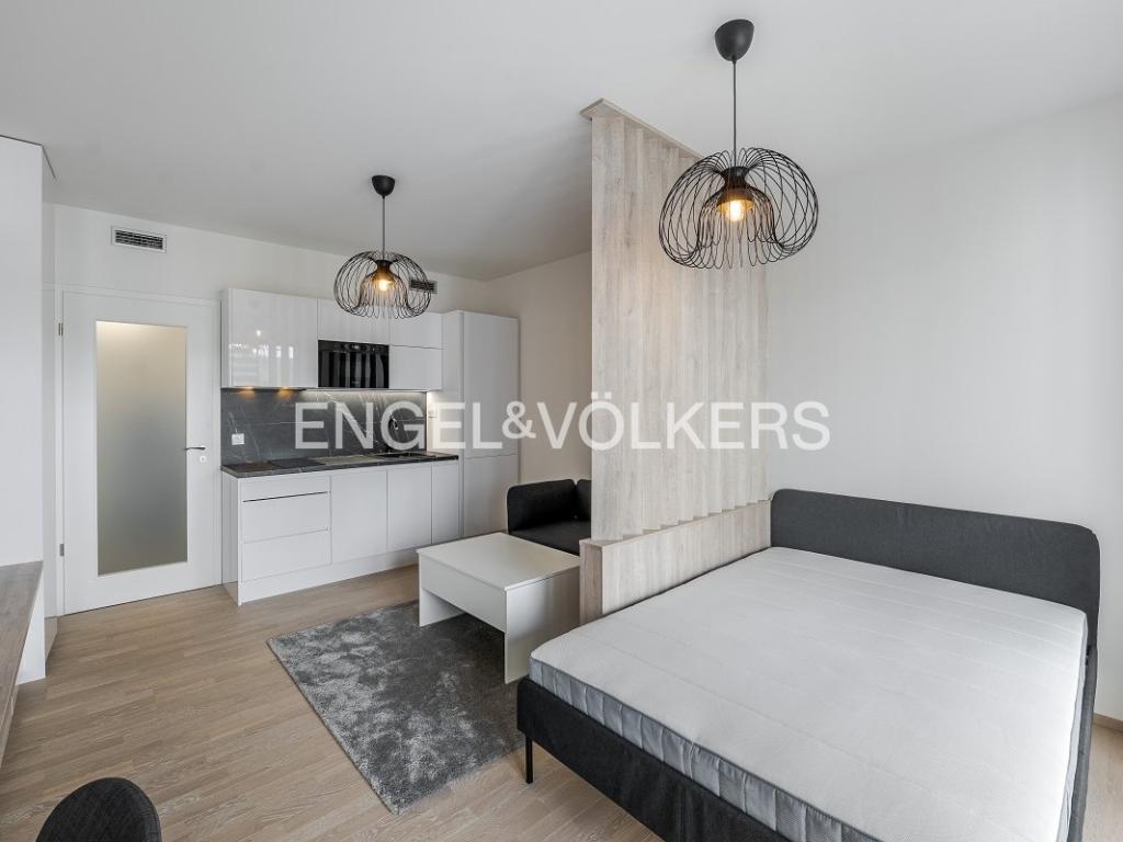 Pronájem bytu 1+kk 32 m2