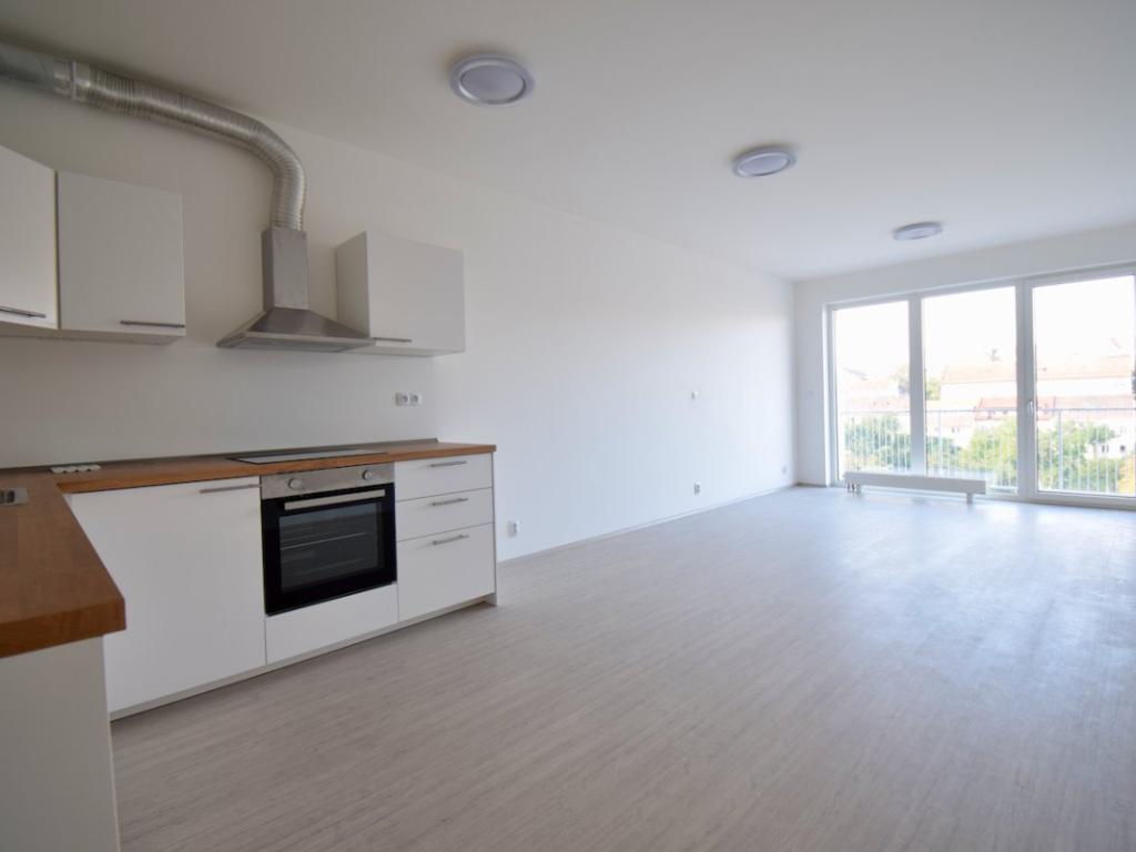 Pronájem bytu 1+kk 37 m2