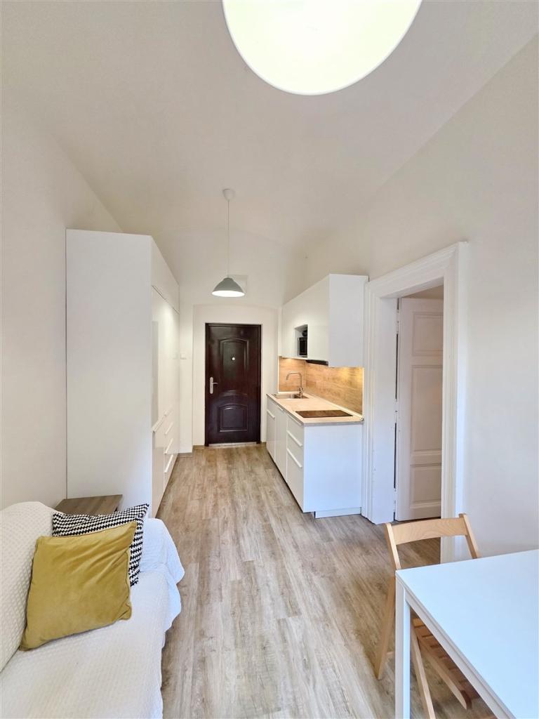 Pronájem bytu 2+kk 32 m2