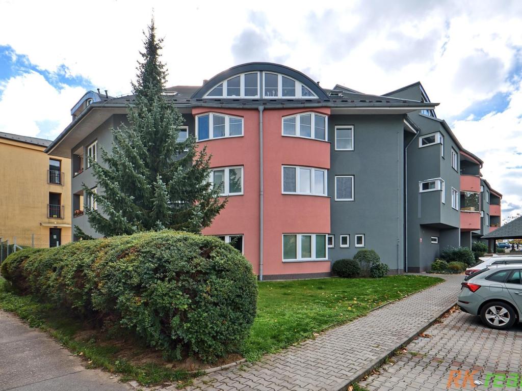 Pronájem bytu 2+kk 61 m2
