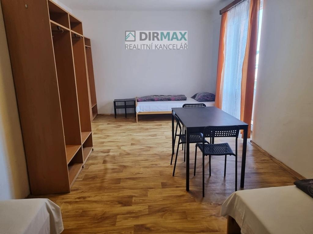 Pronájem atypicky, Plzeň - Zahradní, 4600 Kč, 24