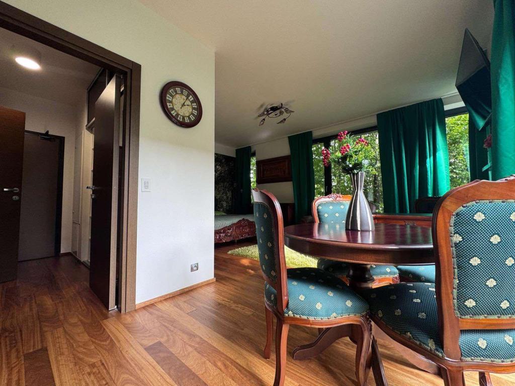 Pronájem bytu 1+kk 42 m2