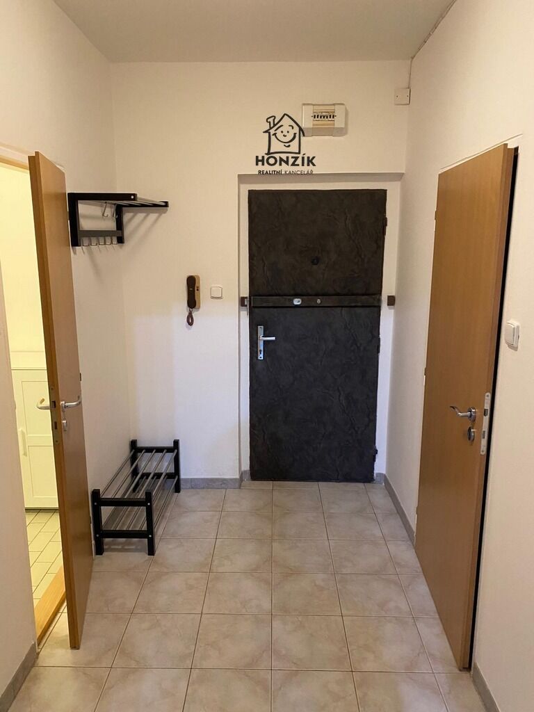 Prodej bytu 1+kk 43 m2, Praha – náhled fotky 10