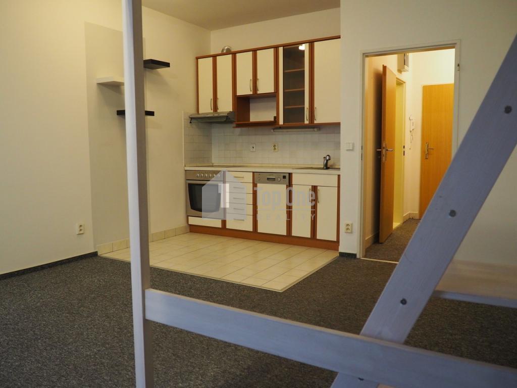 Pronájem bytu 1+kk 35 m2