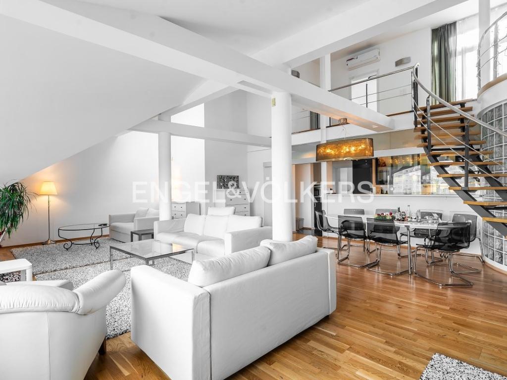 Pronájem bytu 6 a více 250 m2