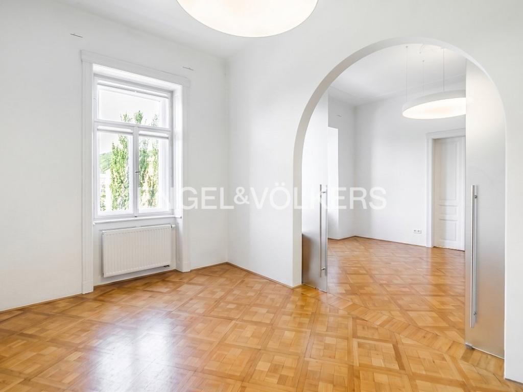 Pronájem bytu 4+1 140 m2