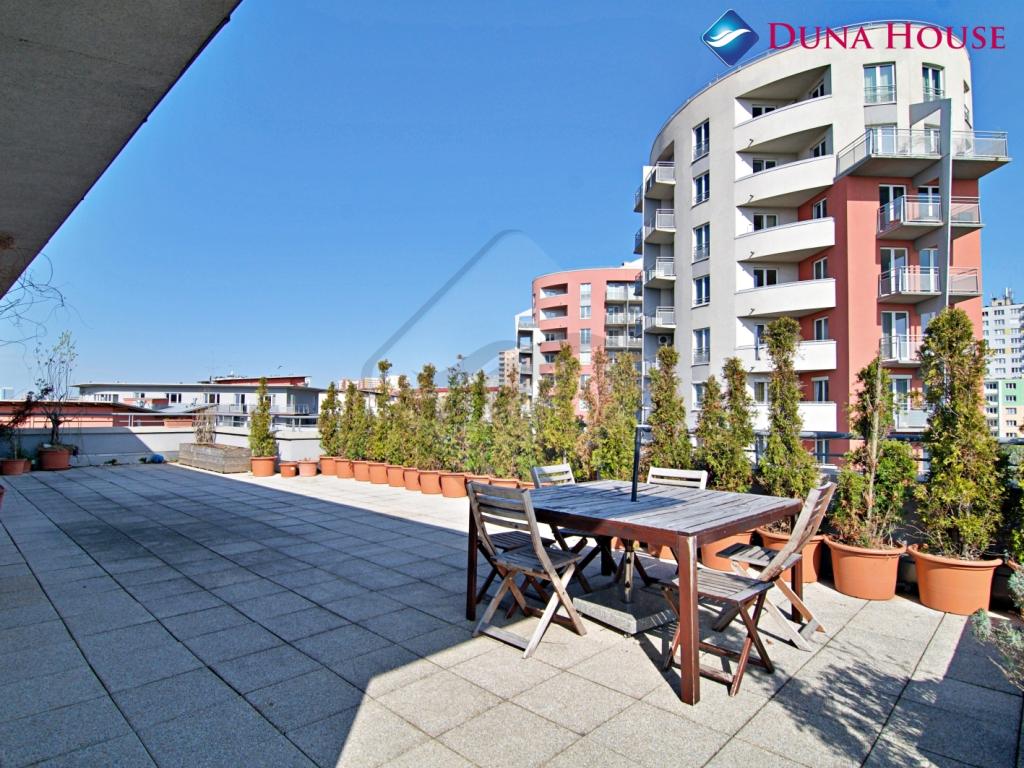 Pronájem bytu 2+kk 64 m2