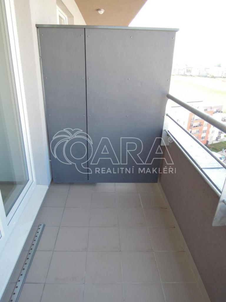Prodej bytu 1+kk 38 m2, Praha – náhled fotky 13