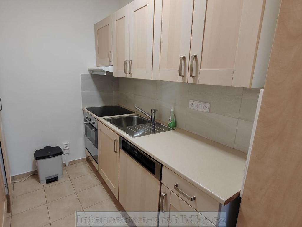 Pronájem bytu 2+kk 50 m2