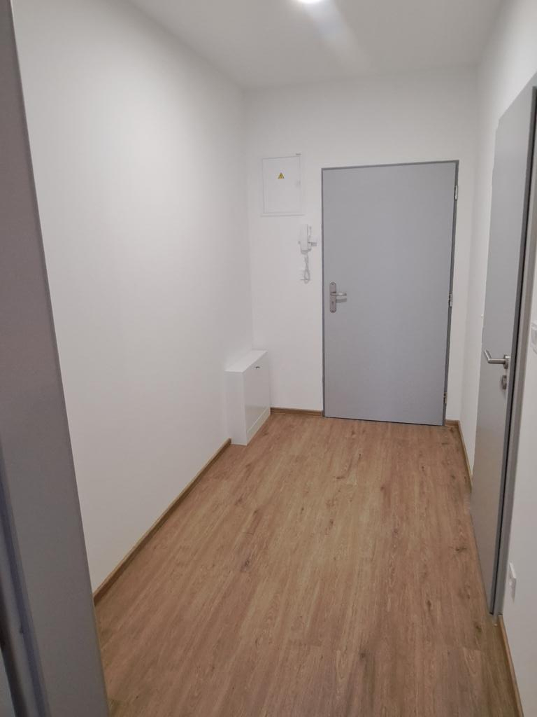 Pronajem bytu 1+kk 34 m2