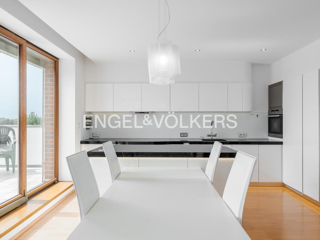 Pronájem bytu 3+kk 101 m2