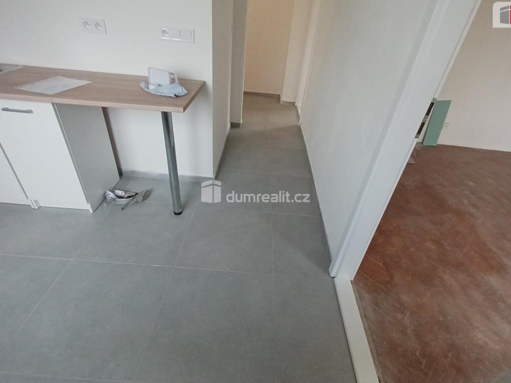 Pronájem bytu 2+1 55 m2, Ústí nad Labem – náhled fotky 15
