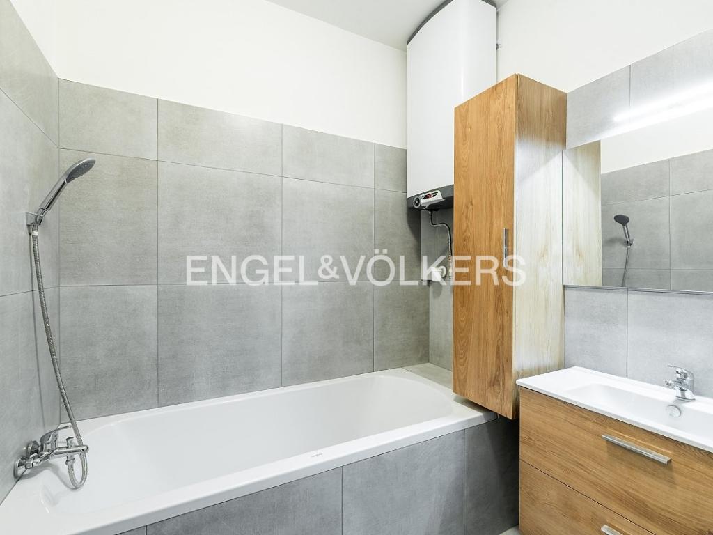 Pronájem bytu 2+kk 44 m2