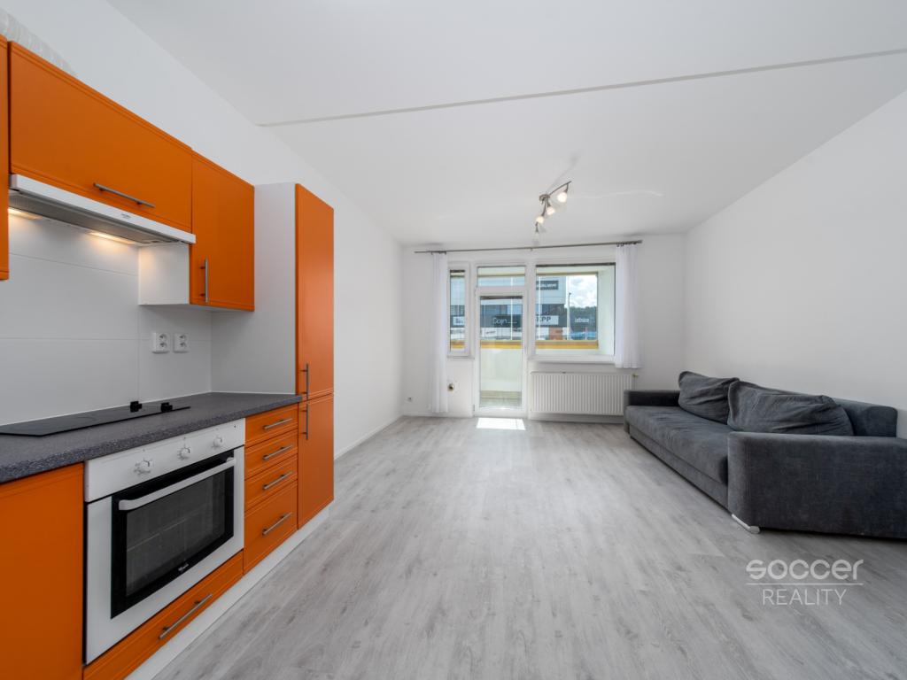 Prodej bytu 1+kk 32 m2, Praha – náhled fotky 2