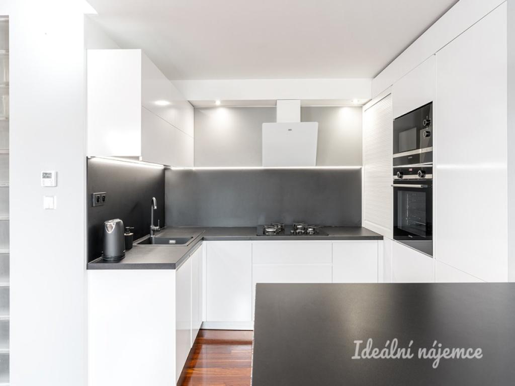 Pronájem bytu 3+kk 78 m2
