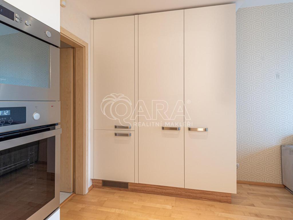 Pronájem bytu 1+kk 37 m2, Praha – náhled fotky 6