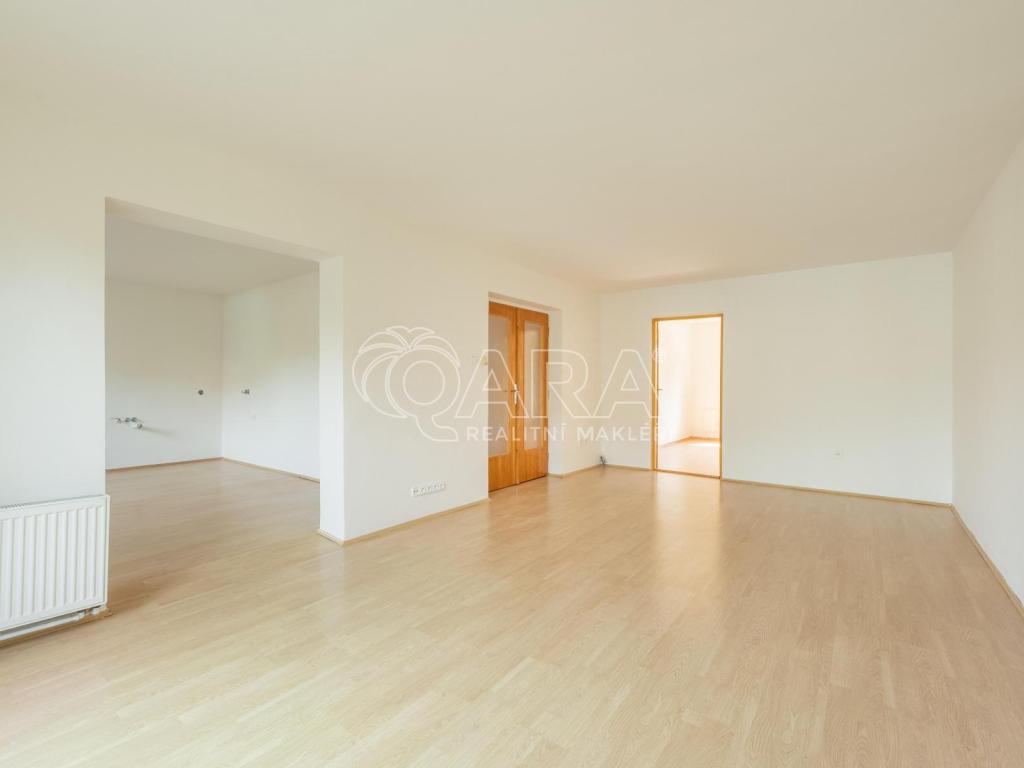 Prodej domu 229 m² – pohled 3