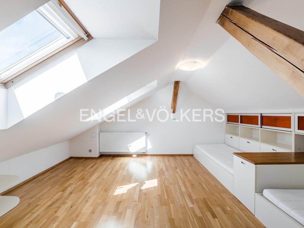 Pronájem bytu 3+kk 112 m2