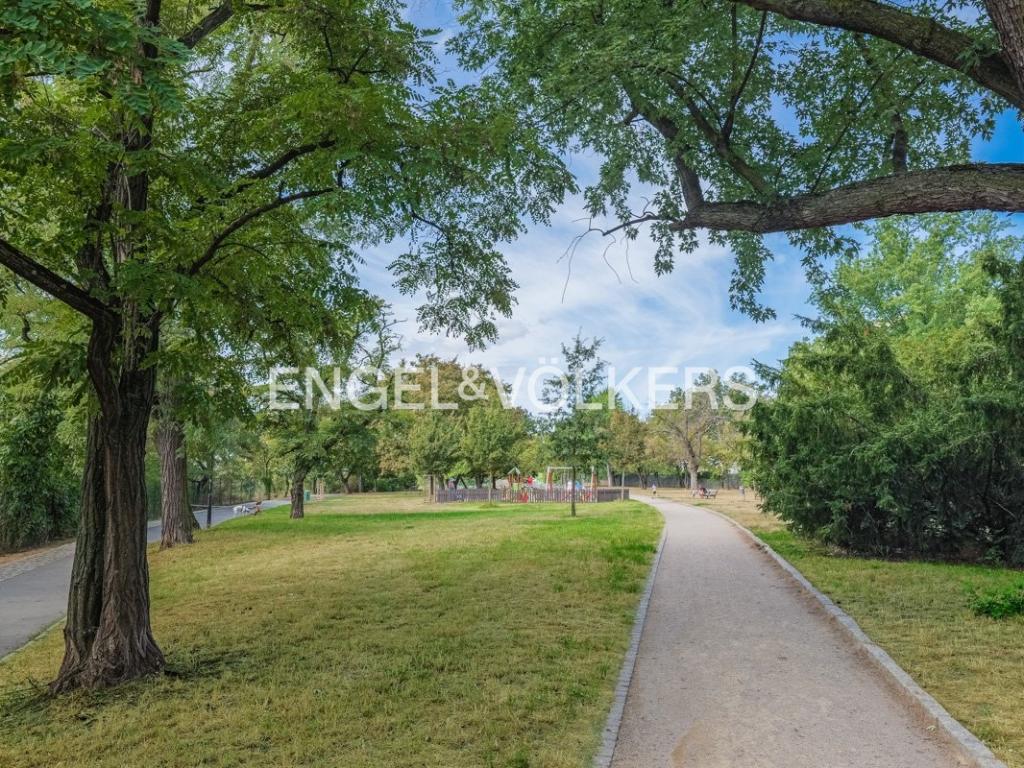 Prodej bytu 3+kk 151 m2, Praha – náhled fotky 17