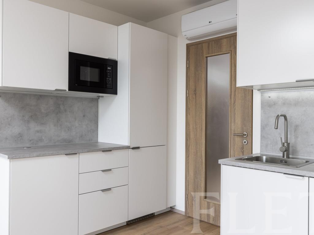 Pronájem bytu 1+kk 33 m2