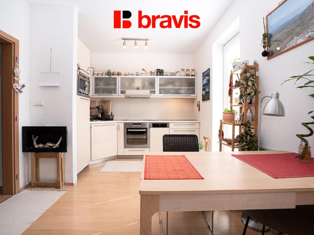 Prodej bytu 2+kk 57 m² – pohled 3