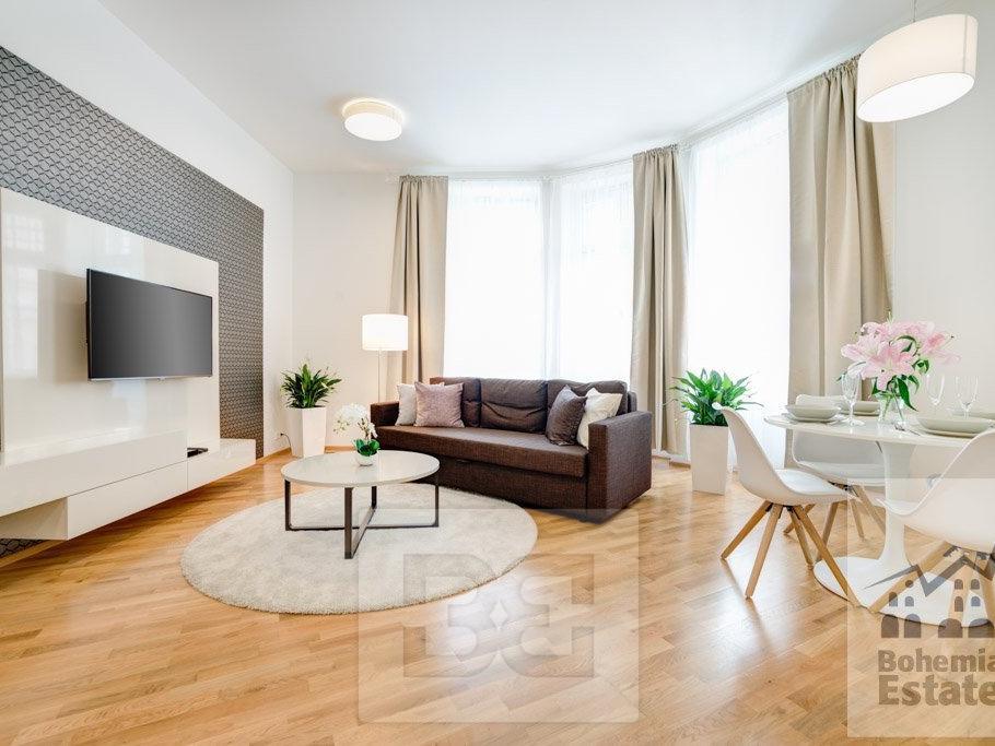 Pronájem bytu 2+1 70 m² – pohled 6