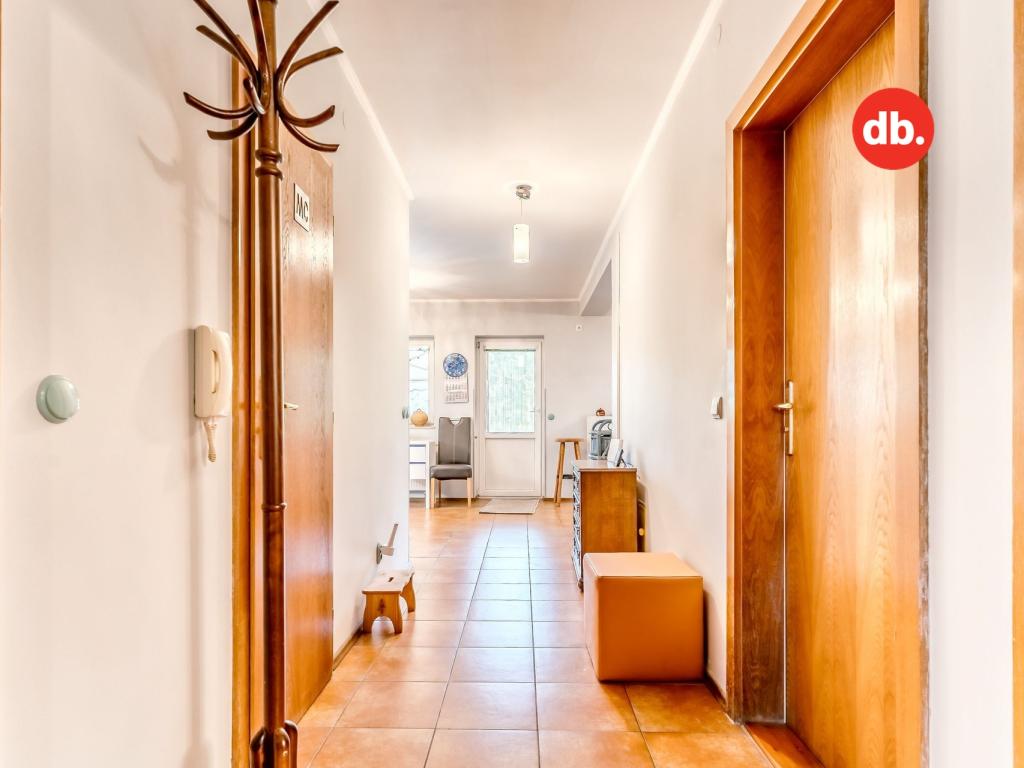 Prodej domu 240 m2, Stružná – náhled fotky 24