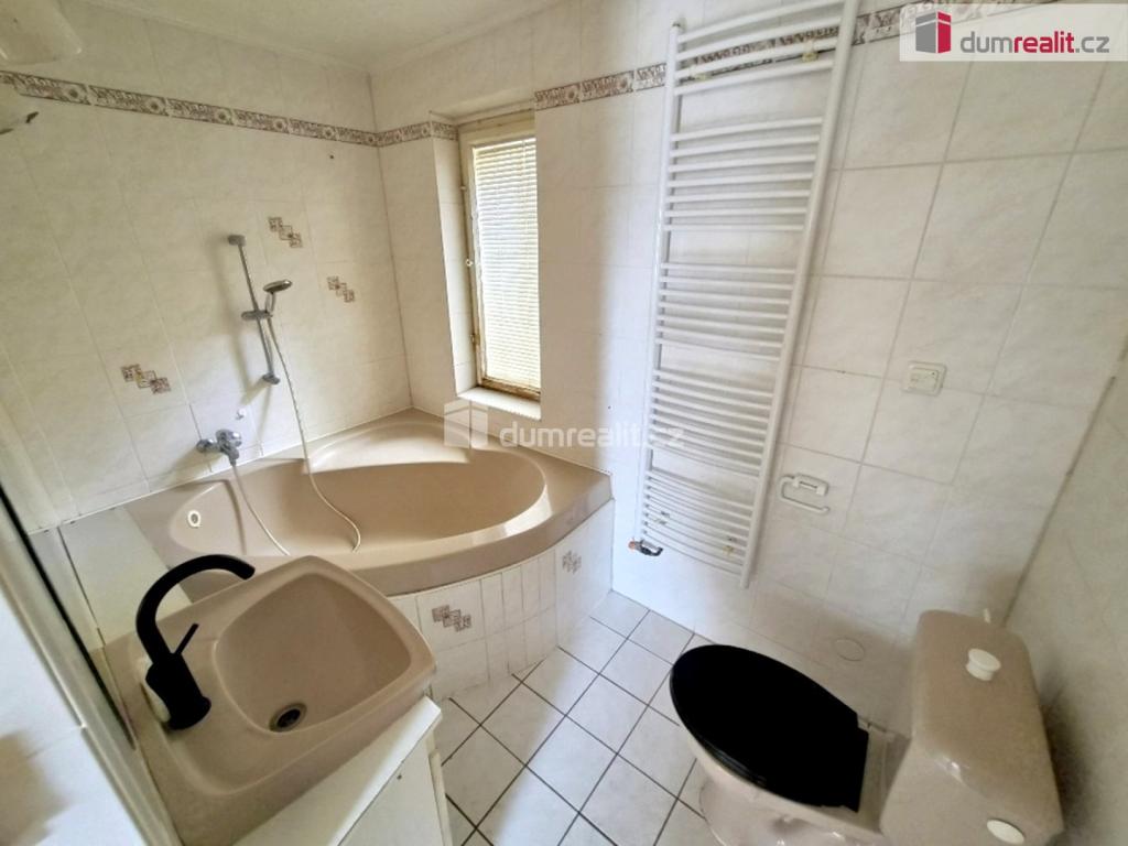 Pronájem bytu 4+kk 105 m2