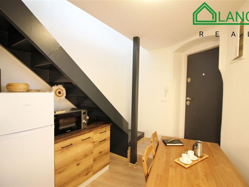 Pronájem bytu 1+kk 27 m2