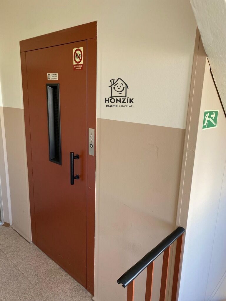 Pronájem bytu 3+kk 61 m2, Praha – náhled fotky 18