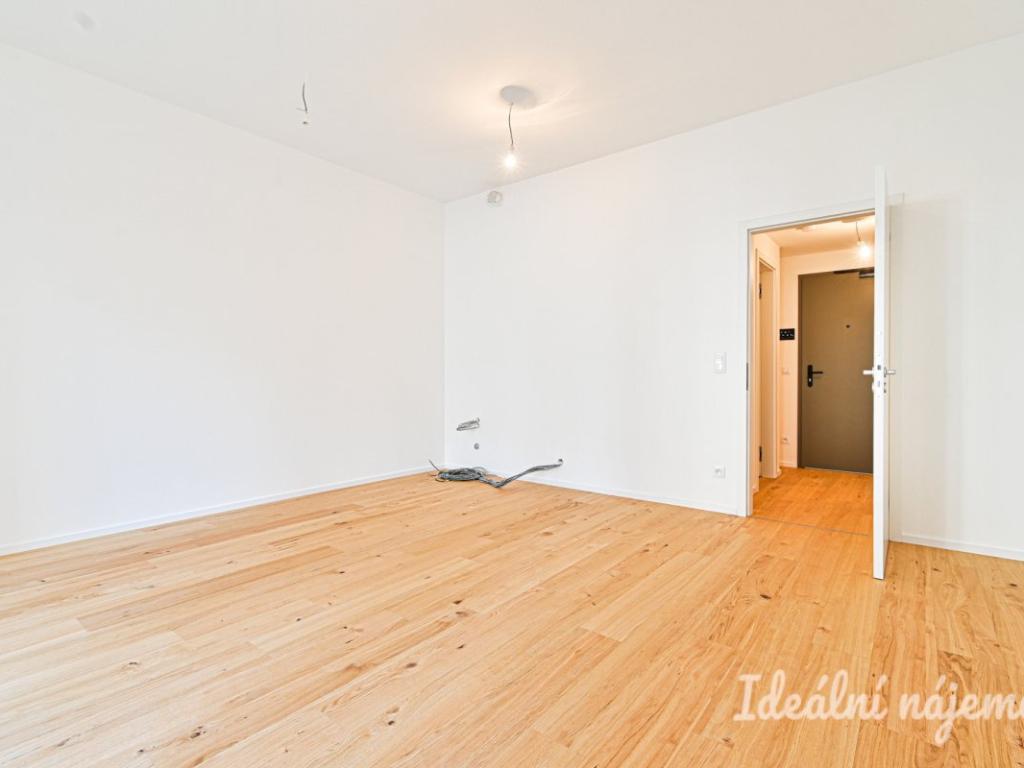 Pronájem bytu 1+kk 35 m² – pohled 4