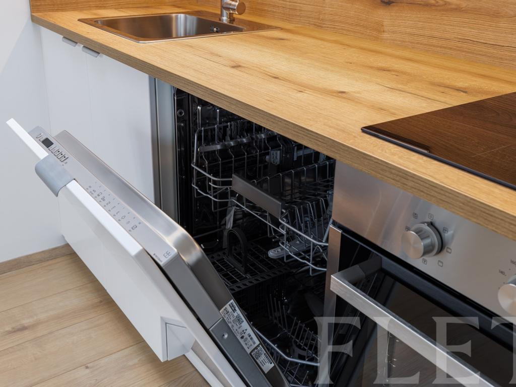 Pronájem bytu 1+kk 30 m2