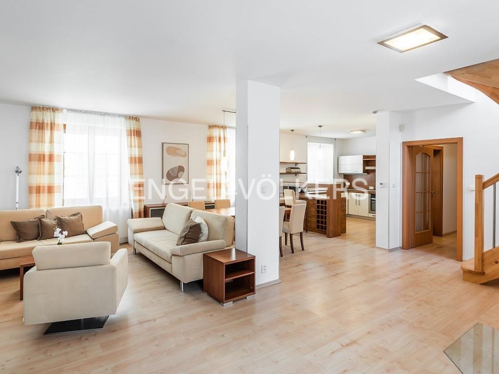 Pronájem bytu 3+kk 110 m2