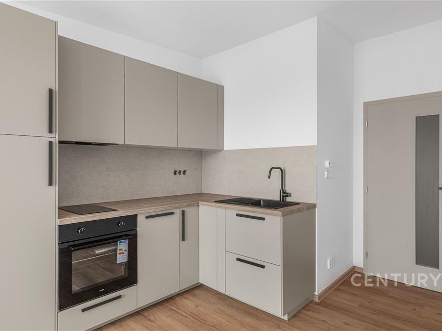 Pronájem bytu 1+kk 29 m2
